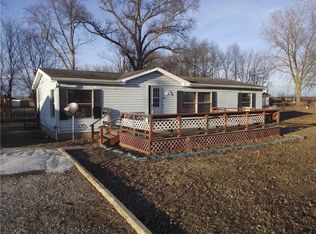 304 E Center St, Dieterich, IL 62424