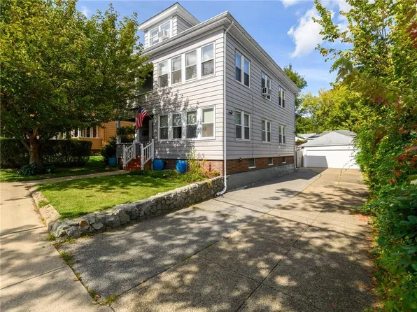 1285 Smith St, Providence, RI 02908