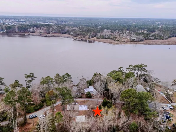 (undisclosed Address), Swansboro, NC 28584