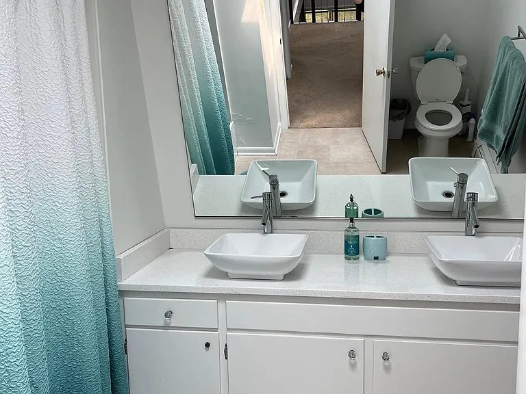 715 Harbor Dr — Photo 13
