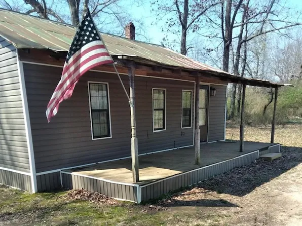 2391 County Road 725, Blue Mountain, MS 38610