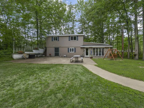 9174 Forest Trl, Pound, WI 54161