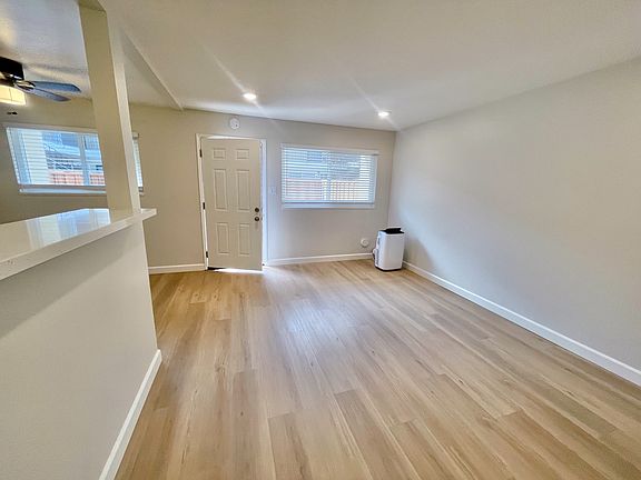 4th image of 3745 Miramar Way #5621373