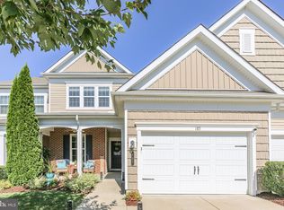 183 Long Point Dr, Fredericksburg, VA 22406
