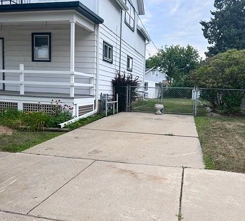 Dedicated parking for upper unit