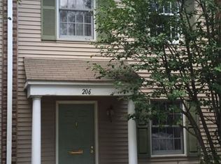 206 2nd Street Walk, Camden, NJ 08103