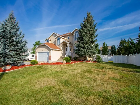 910 W 200 S, Clearfield, UT 84015