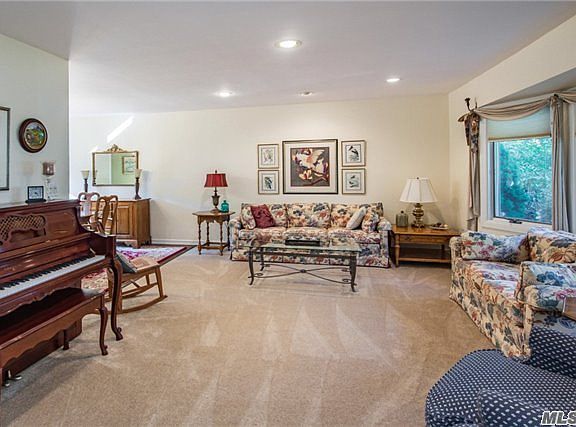 5th image of 14 Northgate Dr
