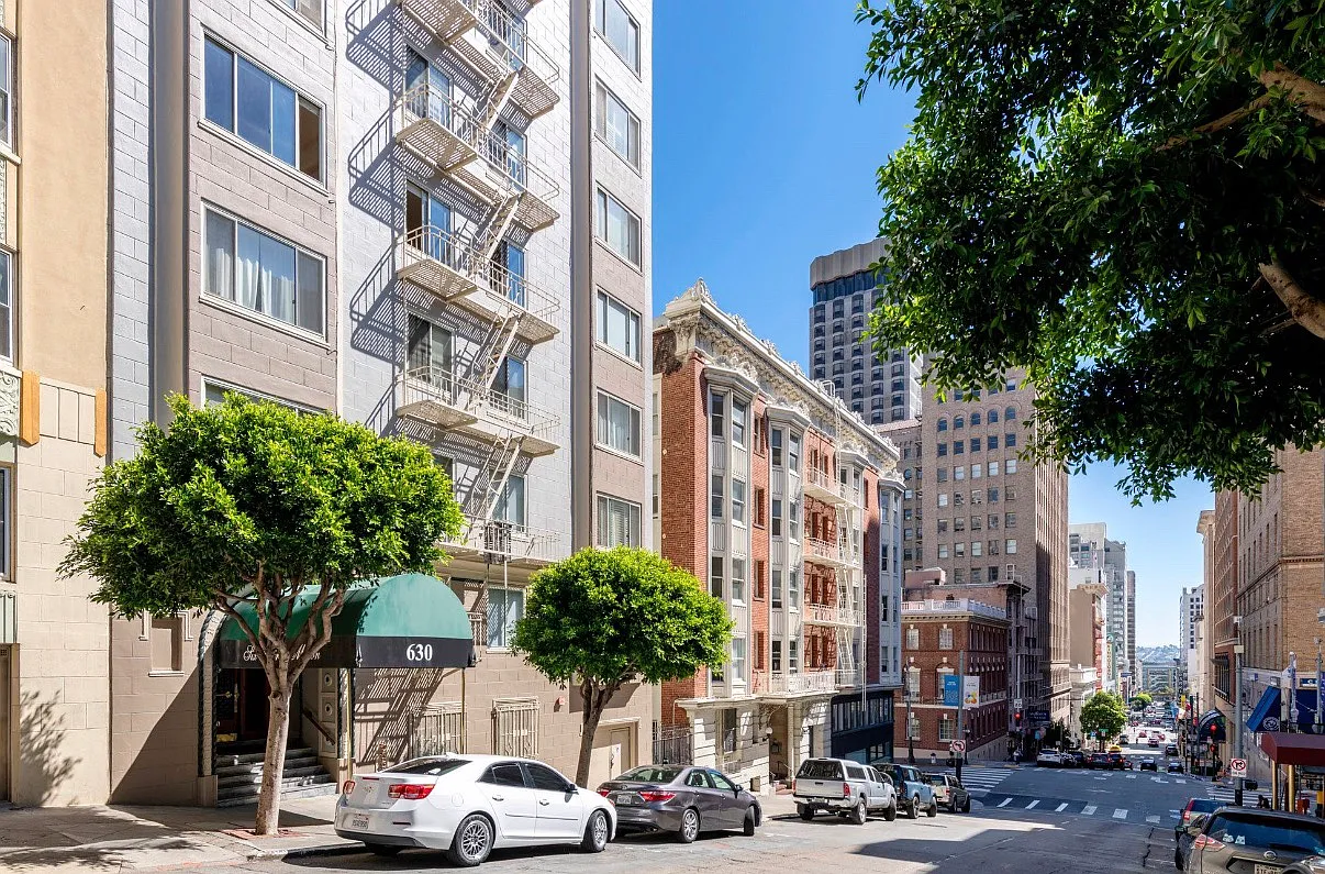 630 Mason St — Photo 2