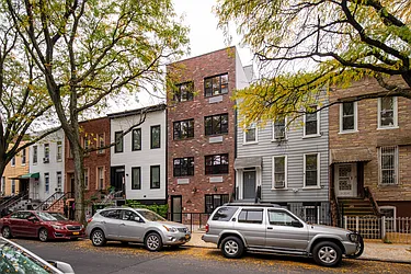 Rented by The InHouse Group