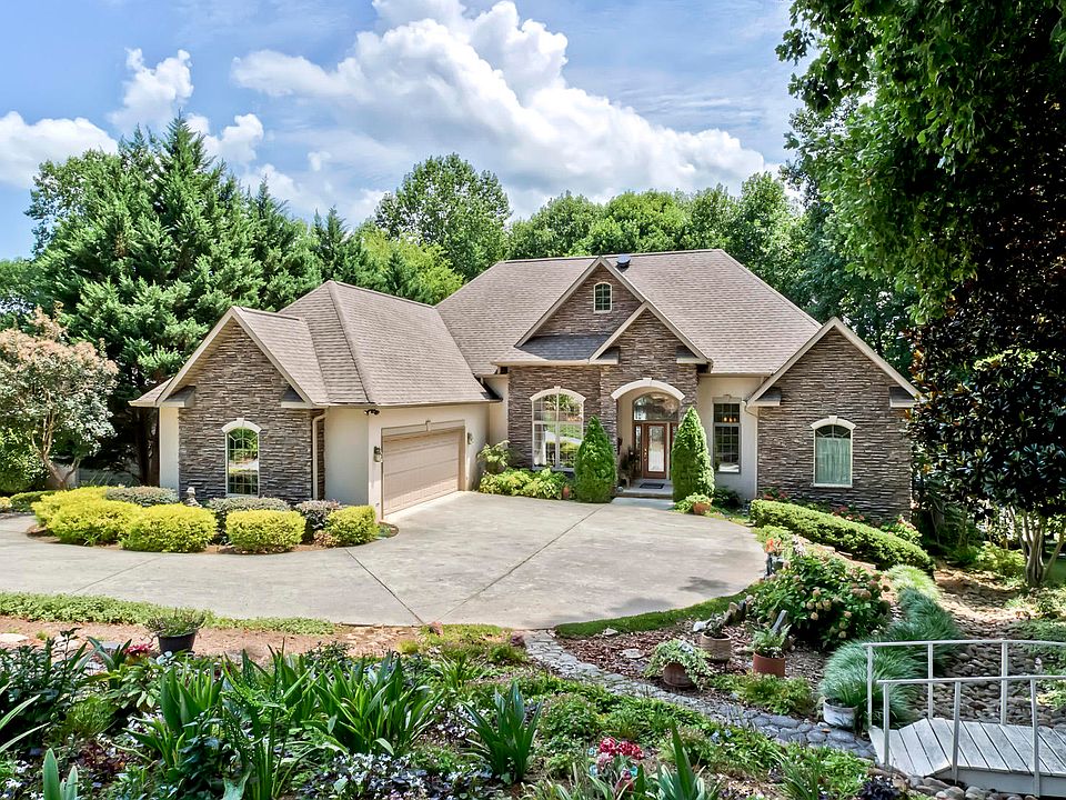 1st image of 306 Okmulgee Cir