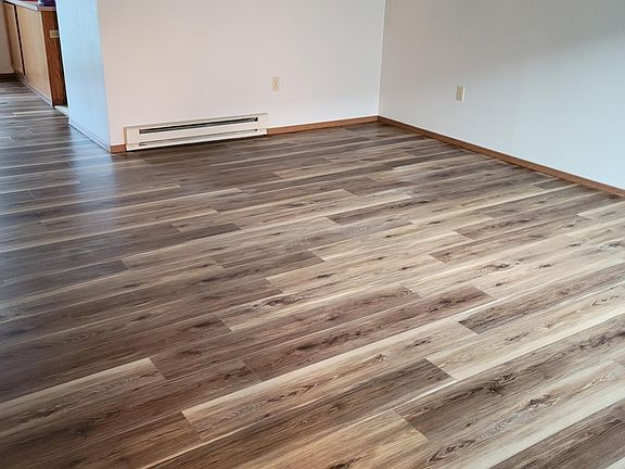3rd image of 110 E Spence St #D