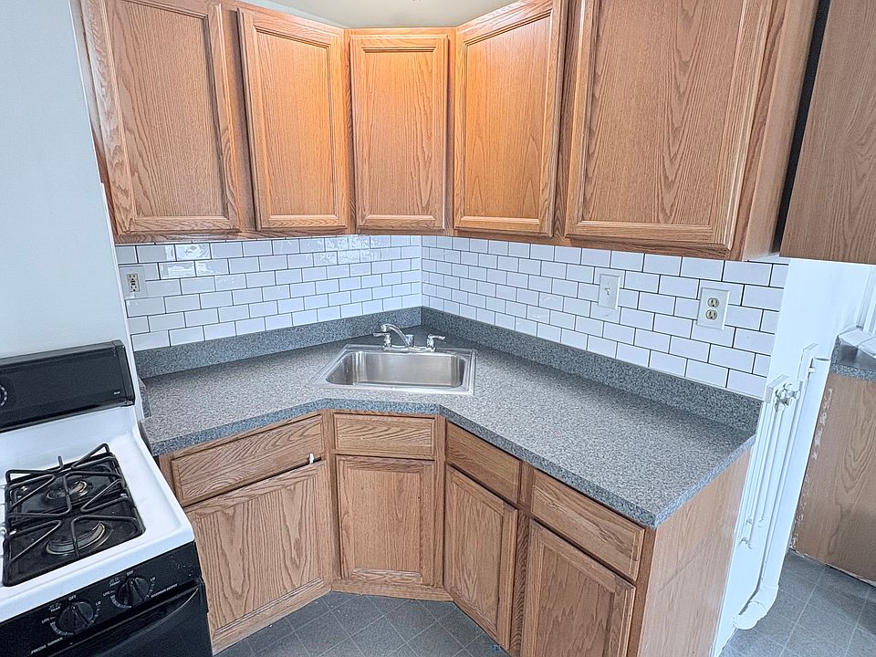 1st image of 77 South St #2R