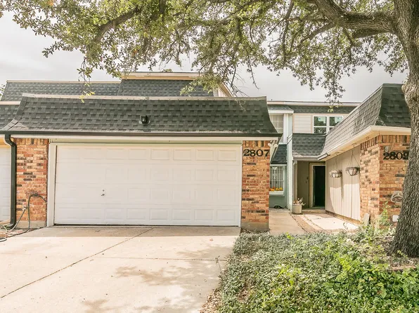 2807 Summit View Dr, Bedford, TX 76021
