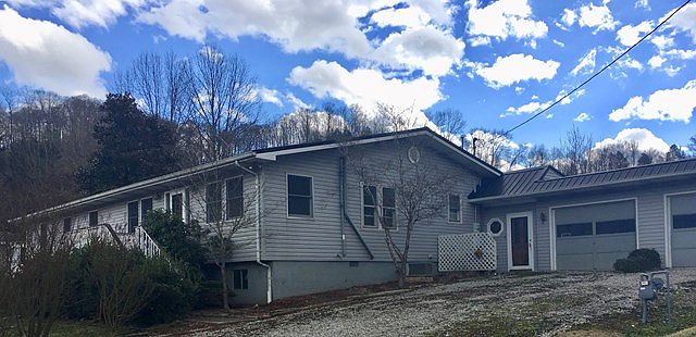 1st image of 52 Allen Ln
