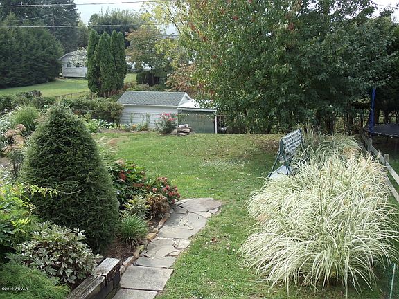 5th image of 330 Lowe St S