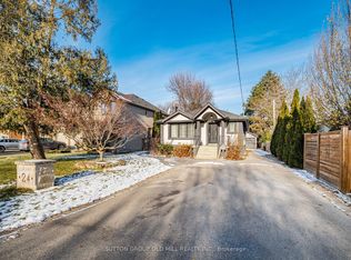24 Cowley Ave, Toronto, ON M9B2E3