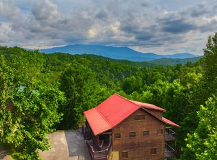 2424 Breezy Rd, Sevierville, TN 37876