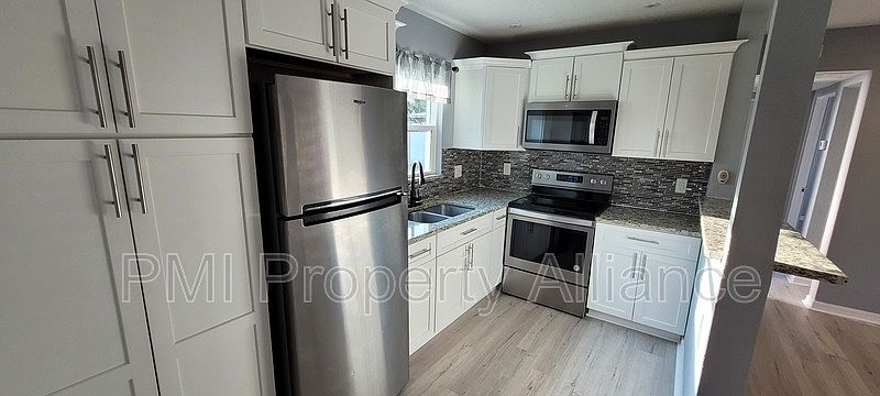 1st image of 402 Orange Ave