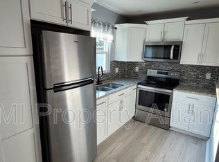 402 Orange Ave, Sanford, FL 32771