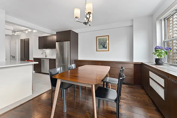 Sold by Compass | media 5