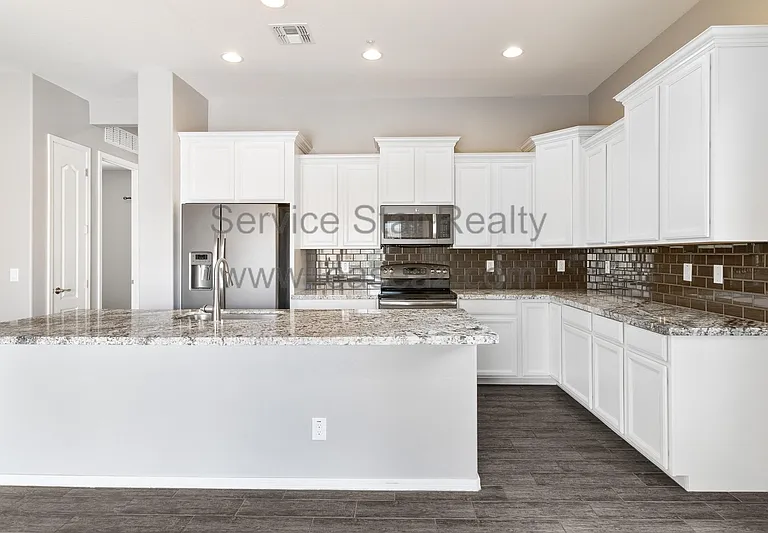 888 N Imperial Pl — Photo 8
