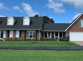 6 Lillard Dr, Luray, VA 22835