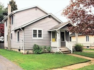 63 Waverly St, Milford, CT 06461