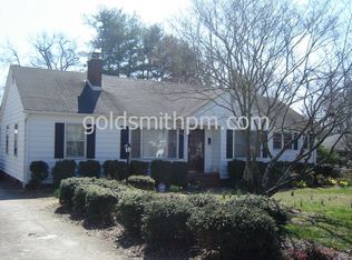 411 Parkins Mill Rd, Greenville, SC 29607