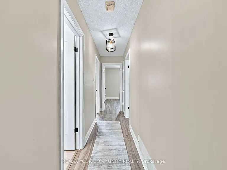 36 Roseville Dr #UPPER — Photo 16