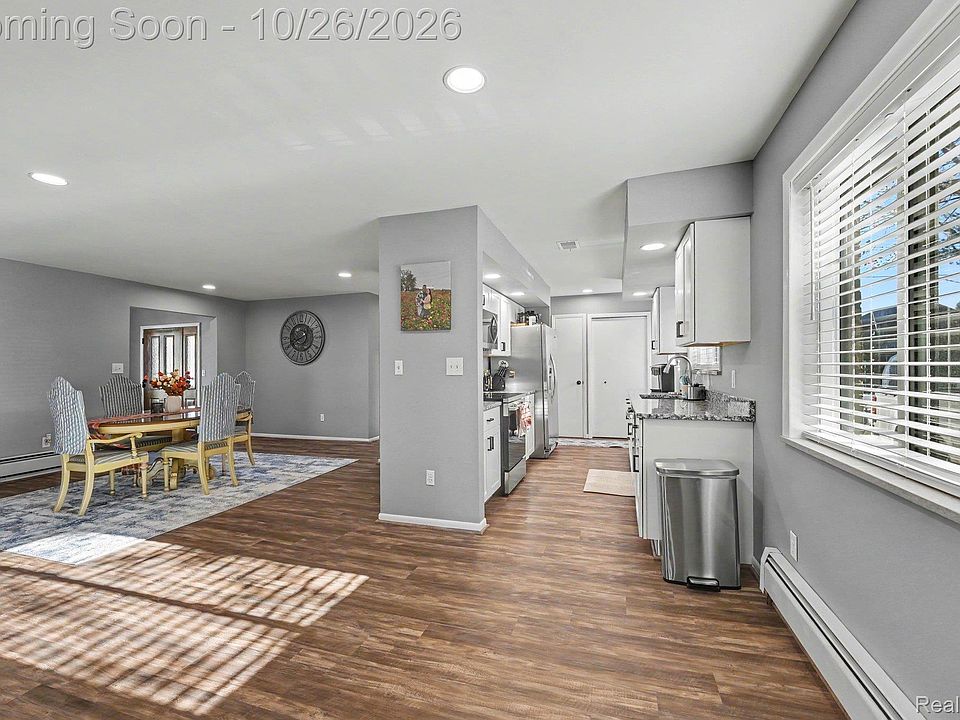 2037 W Park Dr, photo 13