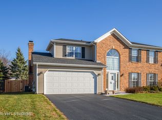 1800 Saint Clair Ln, Hanover Park, IL 60133