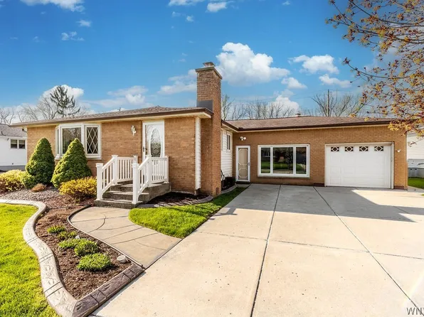 58 Dauer Dr, Buffalo, NY 14224