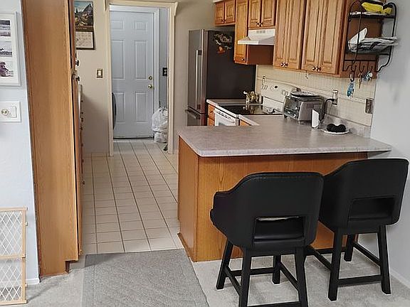 2nd image of 1022 Omaha St NE