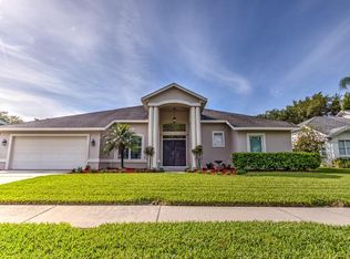 2329 Eagle Bluff Dr, Valrico, FL 33596