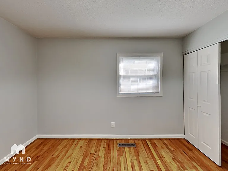 528 Efird St — Photo 14