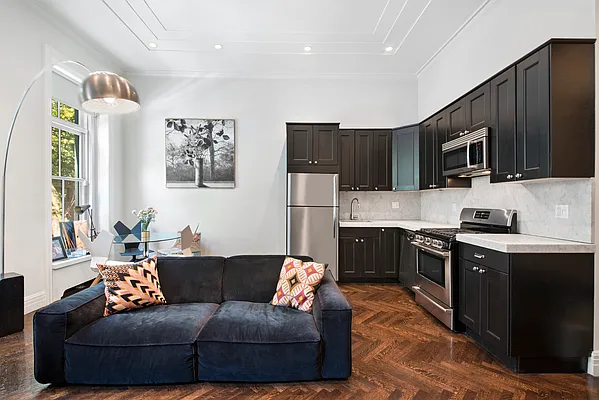 Rented by Warburg | media 13