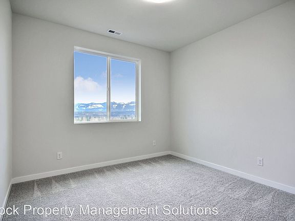 5th image of 8724 Wilde Ave SE