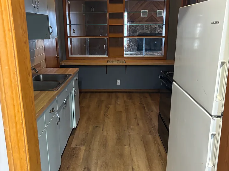 6050 Castle Dr — Photo 5