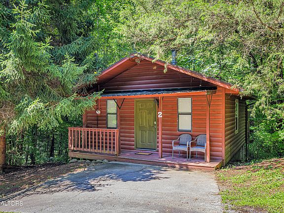 3rd image of 2036 Ridge Rd #2