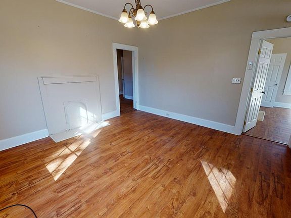3rd image of 304 Shaw St #304