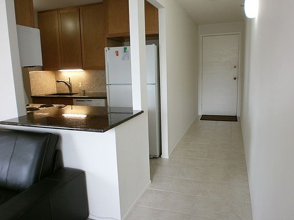 4th image of 1250 N La Salle Dr APT 1109