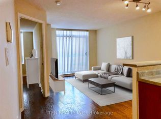 39 Oneida Cres #Penthouse 6, Richmond Hill, ON L4B 4T9