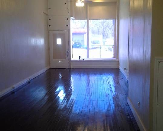 4th image of 4206 Troost Ave