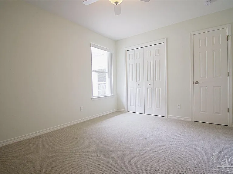 100 Mount Pilot St — Photo 20