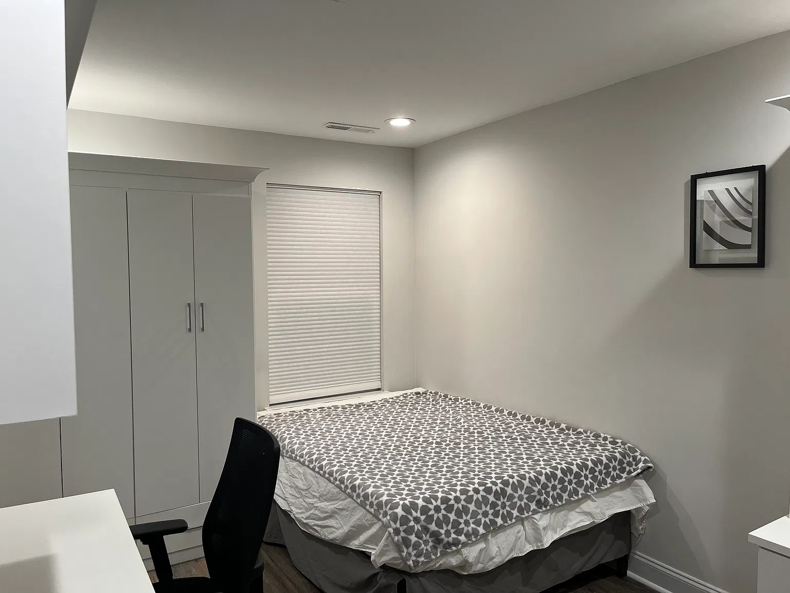 4 bed, 3.5 bath, 1800 sqft, $1,050 — Photo 4