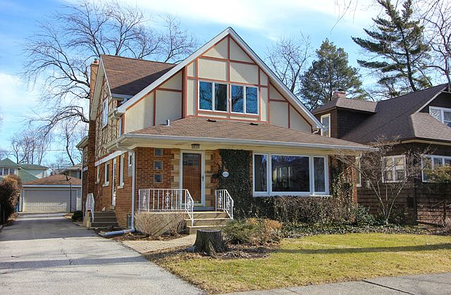 1st image of 836 Woodbine Ave