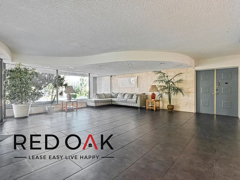 4329 Colfax Ave #108 — Photo 19