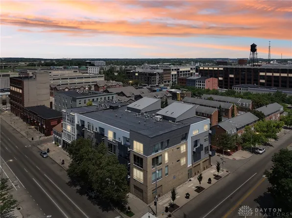 111 Harries St APT 306, Dayton, OH 45402