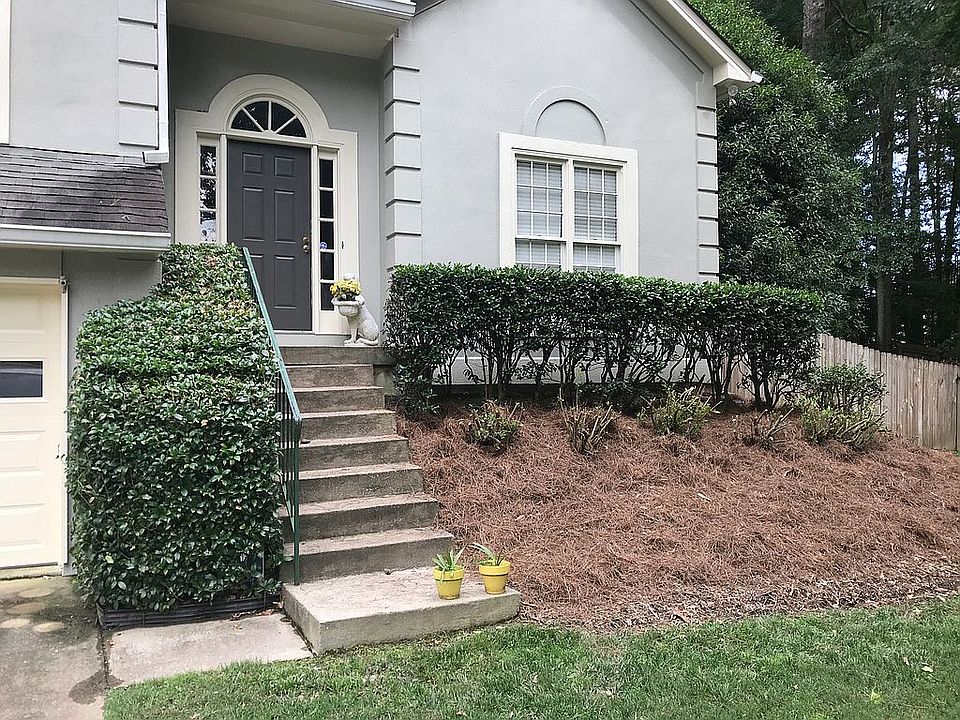 2nd image of 830 Pinebrook Ct